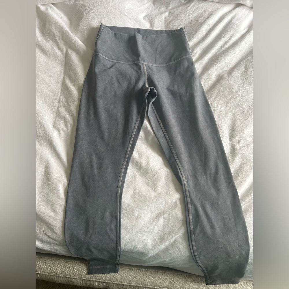 Lululemon wunder under leggings 25"